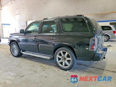 Drugie zdjęcie samochodu z przodu: 2006 CADILLAC ESCALADE LUXURY VIN:1GYEK63N96R146731 - miniatura