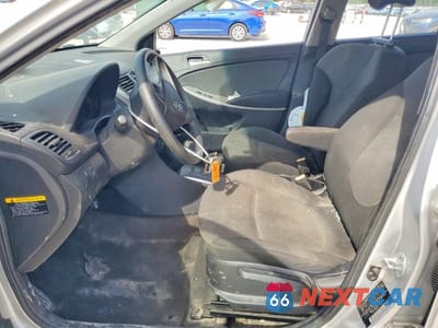 Zdjęcie 7 z 13 samochodu: 2014 HYUNDAI ACCENT GS VIN:KMHCT5AE5EU196413 - miniatura