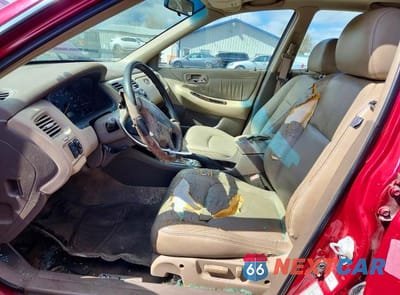 Zdjęcie 7 z 11 samochodu: 2001 HONDA ACCORD EX VIN:1HGCG16521A052227 - miniatura