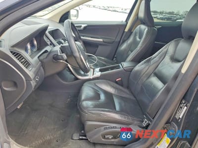 Zdjęcie 7 z 12 samochodu: 2012 VOLVO XC60 T6 VIN:YV4902DZ5C2282654 - miniatura