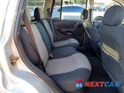 Zdjęcie 11 z 13 samochodu: 2004 JEEP GRAND CHEROKEE LAREDO VIN:1J4GX48S84C301234 - miniatura