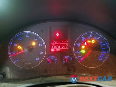 Zdjęcie 9 z 12 samochodu: 2008 VOLKSWAGEN JETTA SE VIN:3VWRM71K38M035562 - miniatura