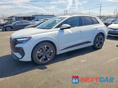 2024 AUDI Q4 E-TRON PREMIUM WA1KUBFZ2RP058124 - główne zdjęcie licytacji z USA - miniatura