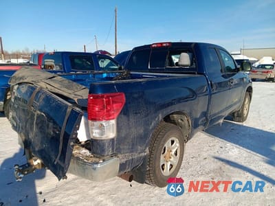 Trzecie zdjęcie samochodu z tyłu: 2011 TOYOTA TUNDRA GRADE VIN:5TFUY5F14BX174042 - miniatura