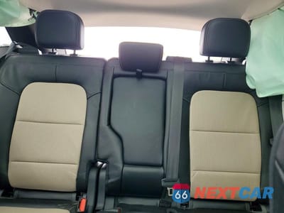 Zdjęcie 10 z 14 samochodu: 2022 FORD ESCAPE TITANIUM VIN:1FMCU9J99NUA04417 - miniatura
