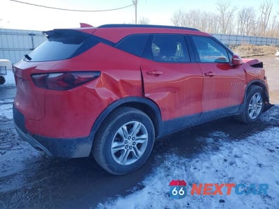 Trzecie zdjęcie samochodu z tyłu: 2020 CHEVROLET BLAZER 2LT VIN:3GNKBCR4XLS643227 - miniatura