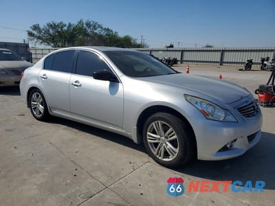 Czwarte zdjęcie samochodu z boku: 2013 INFINITI G37 SEDAN X VIN:JN1CV6AR7DM760796 - miniatura