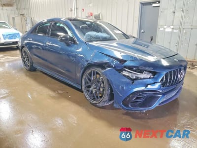 Czwarte zdjęcie samochodu z boku: 2020 MERCEDES-BENZ CLA 45 AMG VIN:W1K5J5DB8LN096629 - miniatura