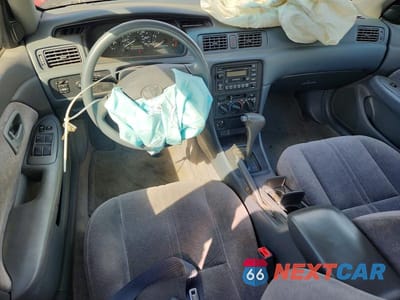 Zdjęcie 8 z 12 samochodu: 1999 TOYOTA CAMRY LE VIN:4T1BG22K8XU582362 - miniatura