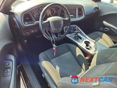 Zdjęcie 8 z 13 samochodu: 2020 DODGE CHALLENGER SXT VIN:2C3CDZAG3LH174506 - miniatura