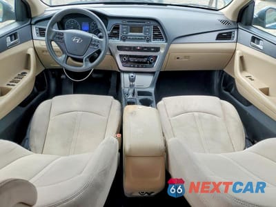 Zdjęcie 8 z 12 samochodu: 2017 HYUNDAI SONATA BASE VIN:5NPE24AF9HH577120 - miniatura