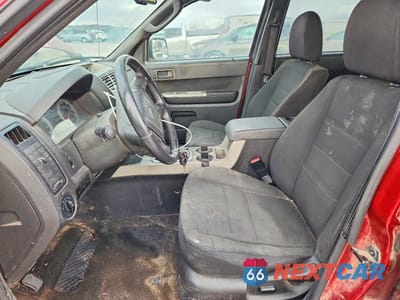 Zdjęcie 7 z 12 samochodu: 2010 FORD ESCAPE XLT VIN:1FMCU0D79AKA78156 - miniatura