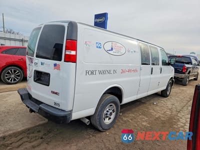 Trzecie zdjęcie samochodu z tyłu: 2023 GMC SAVANA G3500 VIN:1GTZ7HFP5P1102615 - miniatura