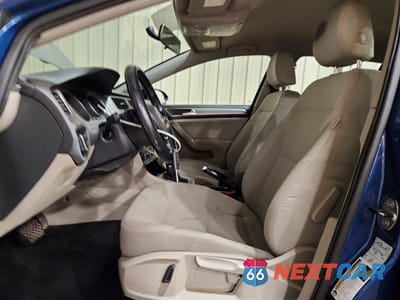 Zdjęcie 7 z 11 samochodu: 2017 VOLKSWAGEN GOLF S VIN:3VW217AU2HM022524 - miniatura