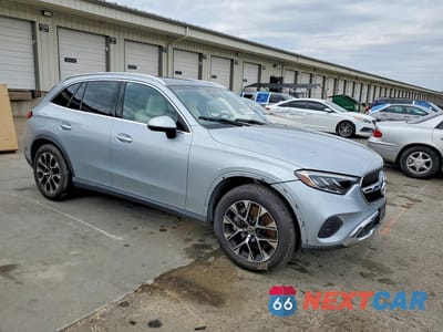 Czwarte zdjęcie samochodu z boku: 2025 MERCEDES-BENZ GLC 350E VIN:W1NKM5GB2SF293863 - miniatura