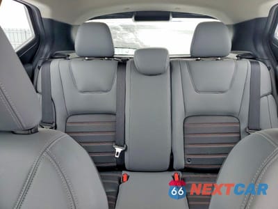 Zdjęcie 10 z 14 samochodu: 2021 NISSAN KICKS SR VIN:3N1CP5DVXML533383 - miniatura