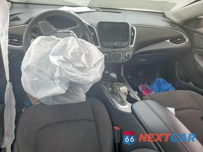 Zdjęcie 8 z 12 samochodu: 2022 CHEVROLET MALIBU LT VIN:1G1ZD5ST0NF132723 - miniatura