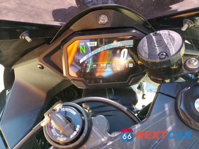 Zdjęcie 7 z 10 samochodu: 2025 KAWASAKI ZX1002 L VIN:JKBZXVL16SA017828 - miniatura