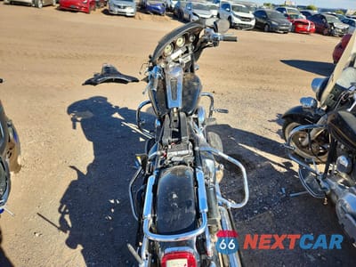 Zdjęcie 6 z 10 samochodu: 2006 HARLEY-DAVIDSON FLHXI VIN:1HD1KBW136Y682410 - miniatura