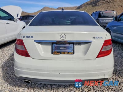 Zdjęcie 6 z 12 samochodu: 2011 MERCEDES-BENZ C 300 4MATIC VIN:WDDGF8BB2BR161464 - miniatura