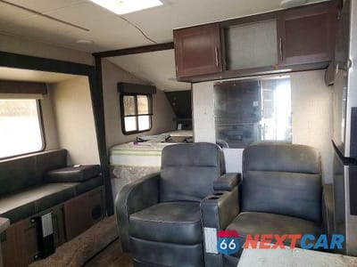 Zdjęcie 6 z 10 samochodu: 2016 FORD F350 SUPER DUTY VIN:1FDRF3HT9GEC6665X - miniatura