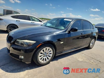 2009 BMW 328 I WBAPH77569NL83599 - główne zdjęcie licytacji z USA - miniatura