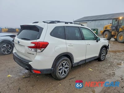 Trzecie zdjęcie samochodu z tyłu: 2019 SUBARU FORESTER PREMIUM VIN:JF2SKAGC5KH515008 - miniatura