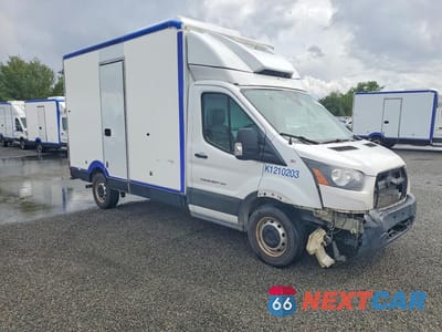Czwarte zdjęcie samochodu z boku: 2021 FORD TRANSIT DELIVERY TRUCK VIN:1FDBW5Z86MKA84358 - miniatura