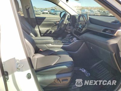 Zdjęcie 13 z 14 samochodu: 2023 TOYOTA HIGHLANDER XLE VIN:5TDKDRAH1PS034686 - miniatura