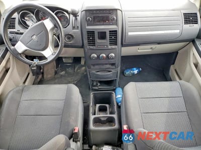 Zdjęcie 8 z 13 samochodu: 2010 DODGE GRAND CARAVAN SE VIN:2D4RN4DEXAR430375 - miniatura
