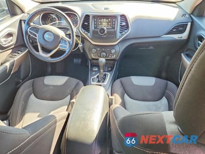 Zdjęcie 8 z 12 samochodu: 2017 JEEP CHEROKEE SPORT VIN:1C4PJMAB4HW587248 - miniatura