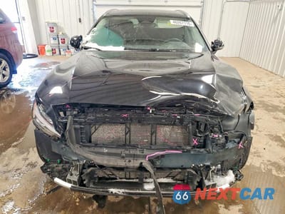 Piąte zdjęcie samochodu w środku: 2025 VOLVO V60 CROSS COUNTRY PLUS VIN:YV4L12WK0S2148992 - miniatura