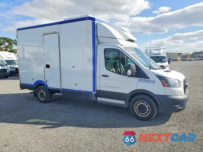 Czwarte zdjęcie samochodu z boku: 2021 FORD TRANSIT DELIVERY TRUCK VIN:1FDBW5Z84MKA79918 - miniatura