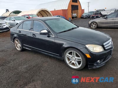 Czwarte zdjęcie samochodu z boku: 2009 MERCEDES-BENZ C 300 VIN:WDDGF54X19R068131 - miniatura