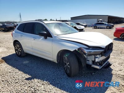 Czwarte zdjęcie samochodu z boku: 2025 VOLVO XC60 CORE VIN:YV4M12RJ5S1106783 - miniatura