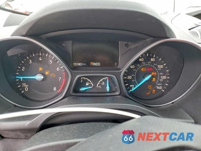 Zdjęcie 9 z 12 samochodu: 2017 FORD ESCAPE SE VIN:1FMCU9GD4HUD43697 - miniatura