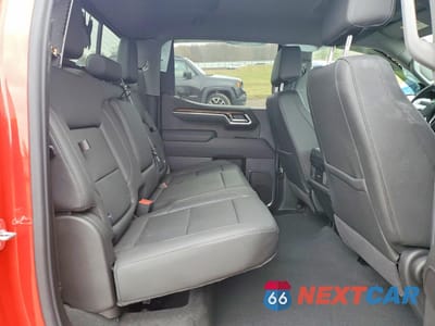 Zdjęcie 10 z 12 samochodu: 2025 CHEVROLET SILVERADO K1500 LT VIN:2GCUKDED0S1135954 - miniatura