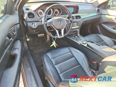 Zdjęcie 8 z 12 samochodu: 2013 MERCEDES-BENZ C 250 VIN:WDDGJ4HB6DF961770 - miniatura
