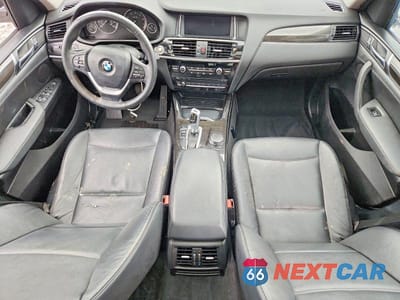 Zdjęcie 8 z 13 samochodu: 2017 BMW X3 SDRIVE28I VIN:5UXWZ7C54H0U47621 - miniatura