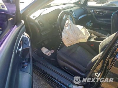 Zdjęcie 8 z 12 samochodu: 2016 NISSAN ALTIMA 2.5 S VIN:1N4AL3AP1GC212235 - miniatura