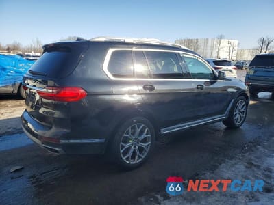 Trzecie zdjęcie samochodu z tyłu: 2021 BMW X7 XDRIVE40I VIN:5UXCW2C00M9F66858 - miniatura