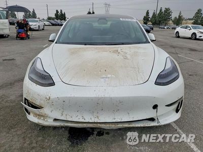Piąte zdjęcie samochodu w środku: 2023 TESLA MODEL 3 VIN:5YJ3E1EA7PF550703 - miniatura