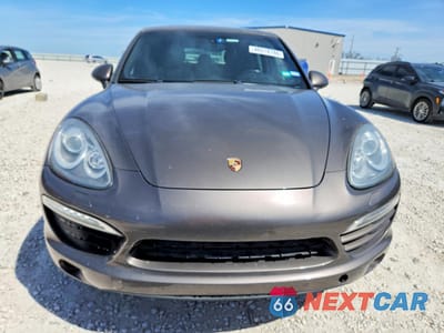 Piąte zdjęcie samochodu w środku: 2012 PORSCHE CAYENNE VIN:WP1AA2A22CLA10043 - miniatura