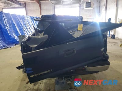 Zdjęcie 6 z 11 samochodu: 2006 CHEV SILVERADO VIN:2GCEK13T461137466 - miniatura