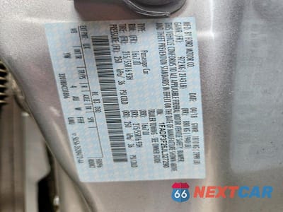 Zdjęcie 12 z 12 samochodu: 2018 FORD FOCUS SE VIN:1FADP3F26JL327290 - miniatura