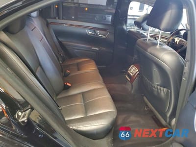 Zdjęcie 10 z 13 samochodu: 2007 MERCEDES-BENZ S 550 VIN:WDDNG71X97A067812 - miniatura