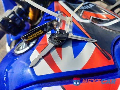 Zdjęcie 8 z 9 samochodu: 2019 YAMAHA YZFR1M VIN:JYARN40E2KA000862 - miniatura