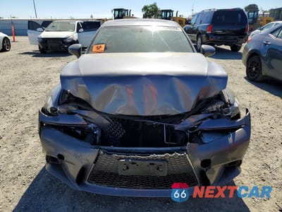 Piąte zdjęcie samochodu w środku: 2015 LEXUS IS 350 BASE VIN:JTHBE1D24F5015316 - miniatura