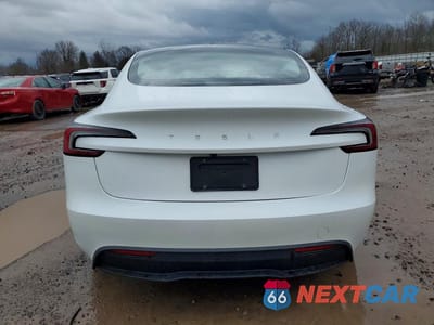 Zdjęcie 6 z 12 samochodu: 2024 TESLA MODEL 3 VIN:5YJ3E1EA4RF746441 - miniatura