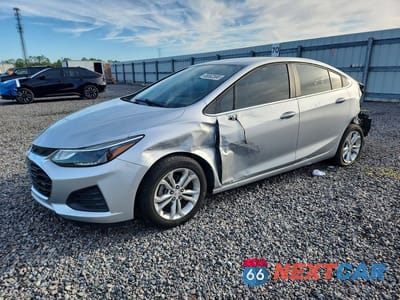 2019 CHEVROLET CRUZE LT 1G1BE5SM6K7110027 - główne zdjęcie licytacji z USA - miniatura